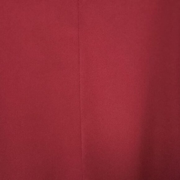 Lady in Red ... Stunning Dress! - Picture 4 of 11